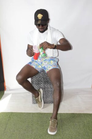 Quame Saagent - Happy (Mixed By Bra Kay) Quame Saagent