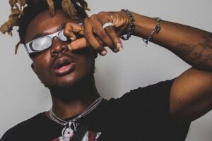 Download: Quamina Mp – Bronya Aba Mp3 (New Song)