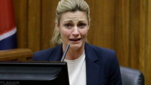 Erin Andrews Stalking Video Tape Leaked Hotel Room Footage 