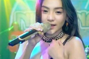 Lisa di Video Biduan Terbaru Macau Viral Vcs Sama Maroon Pacar Lisa di Video Biduan Terbaru Macau Viral Vcs Sama Maroon Pacar